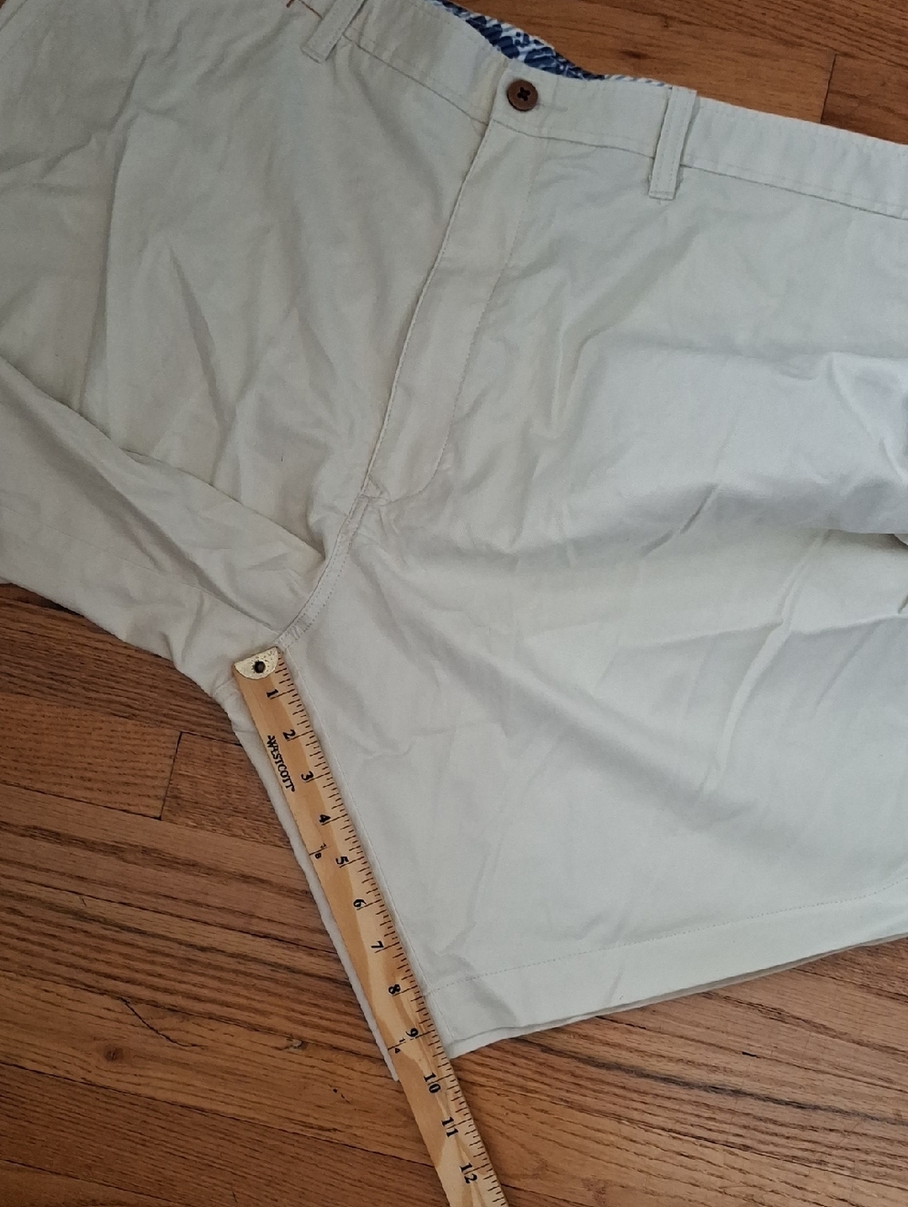 NWT Tommy Bahama Shorts - Picture 9 of 10